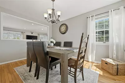 27 Chester Street, East Northport, NY 11731 - Photo 19