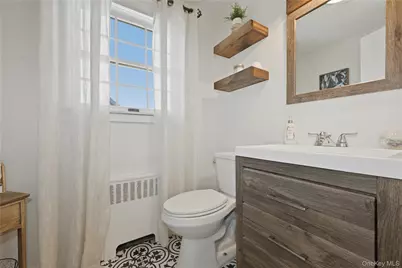 27 Chester Street, East Northport, NY 11731 - Photo 29