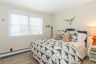 42 Oak St, Westhampton Beach, NY 11978 - Photo 11