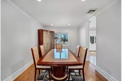 76 Balcom Road, Farmingdale, NY 11735 - Photo 7