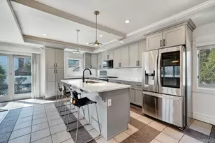 76 Balcom Rd, Farmingdale, NY 11735 - Photo 5