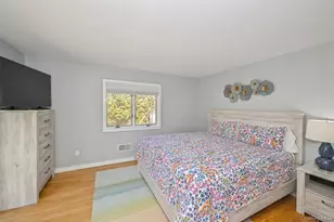 16 Hildreth Rd, Hampton Bays, NY 11946 - Photo 17