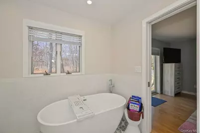 16 Hildreth Road, Hampton Bays, NY 11946 - Photo 21