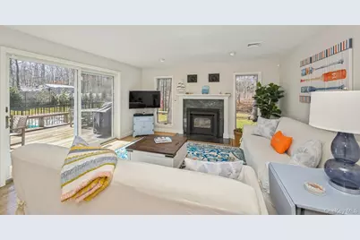 16 Hildreth Road, Hampton Bays, NY 11946 - Photo 13