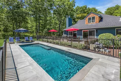 16 Hildreth Road, Hampton Bays, NY 11946 - Photo 1