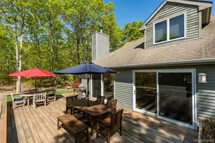 16 Hildreth Rd, Hampton Bays, NY 11946 - Photo 3