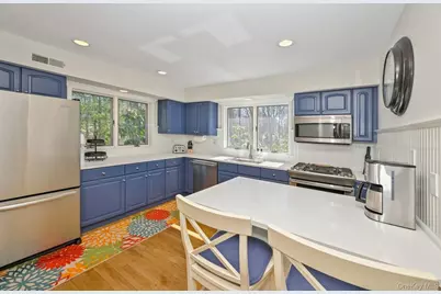 16 Hildreth Road, Hampton Bays, NY 11946 - Photo 9