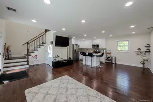 71 Penn St, Lake Grove, NY 11755 - Photo 3