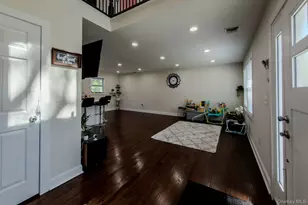 71 Penn St, Lake Grove, NY 11755 - Photo 13