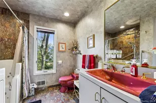 2 Barbara Ln, Monsey, NY 10952 - Photo 29