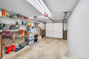 4 Brooks St, Hicksville, NY 11801 - Photo 31