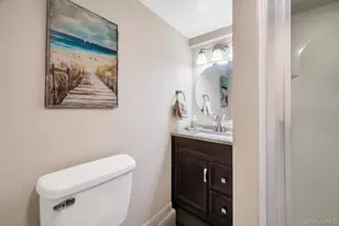 4 Brooks St, Hicksville, NY 11801 - Photo 27