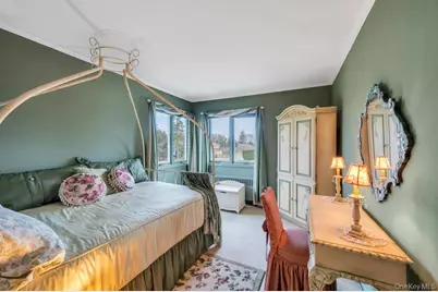 4 Brooks Street, Hicksville, NY 11801 - Photo 17