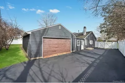 22 Tinder Lane, Lake Grove, NY 11755 - Photo 25