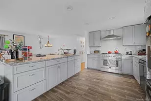 10 Cedar Ln, Cornwall, NY 12518 - Photo 9