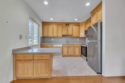 158 Carriage Court #B, Yorktown Heights, NY 10598 - Photo 15