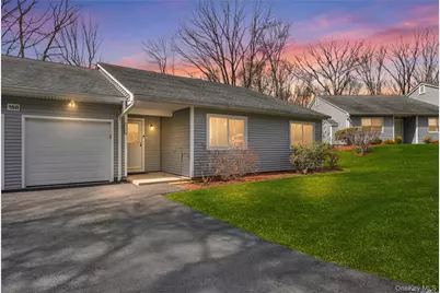158 Carriage Court #B, Yorktown Heights, NY 10598 - Photo 1