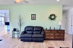 4001 St Andrews Ave, Riverhead, NY 11901 - Photo 5