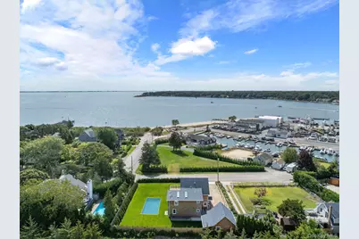 10 Sagamore Road, Hampton Bays, NY 11946 - Photo 9