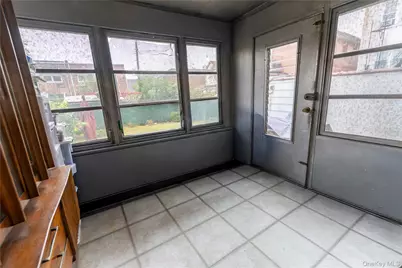 2985 Young Avenue, Bronx, NY 10469 - Photo 9