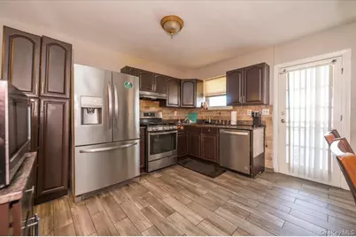 2515 Eastchester Road, Bronx, NY 10469 - Photo 5