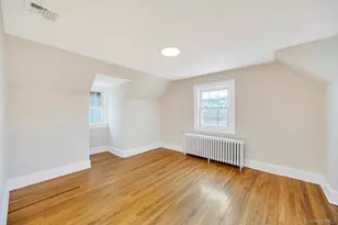 345 Plainfield St, Westbury, NY 11590 - Photo 17