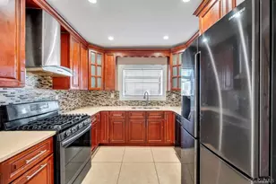 345 Plainfield St, Westbury, NY 11590 - Photo 7