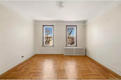 1631 Bogart Avenue, Bronx, NY 10462 - Photo 9