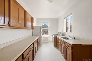 1631 Bogart Ave, Bronx, NY 10462 - Photo 17