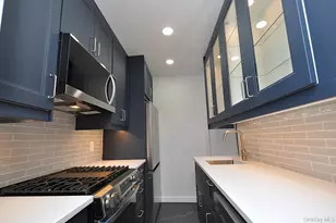 196 Garth Rd, Scarsdale, NY 10583 - Photo 17