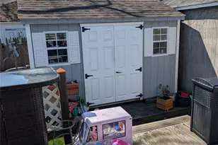 2668 Rosebud Ave, Merrick, NY 11566 - Photo 9