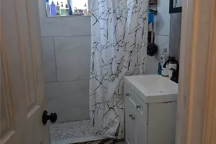 2668 Rosebud Ave, Merrick, NY 11566 - Photo 5