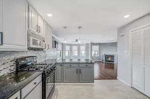 272 E Harrison St, Long Beach, NY 11561 - Photo 11