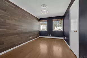 3 Glen Way, Cold Spring Harbor, NY 11724 - Photo 3