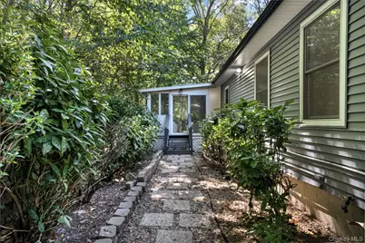 644 Bread and Cheese Hollow Road, Northport, NY 11768 - Photo 23