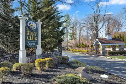 11 Chipmunk Trail, Coram, NY 11727 - Photo 21