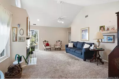 11 Chipmunk Trail, Coram, NY 11727 - Photo 7