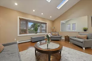 1261 Meadowbrook Rd, Merrick, NY 11566 - Photo 5