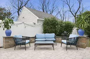 1261 Meadowbrook Rd, Merrick, NY 11566 - Photo 31