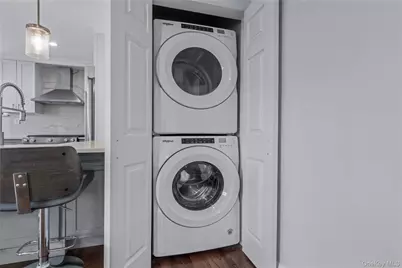 19947 22nd Avenue #UPPER, Whitestone, NY 11357 - Photo 7