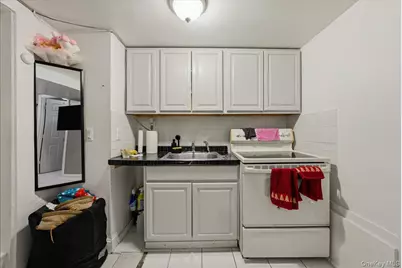 2304 Glebe Avenue, Bronx, NY 10462 - Photo 33