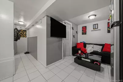 2304 Glebe Avenue, Bronx, NY 10462 - Photo 37