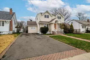 3305 4th St, Oceanside, NY 11572 - Photo 3