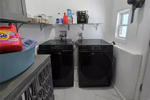 195-20 122nd Ave, Springfield Gardens, NY 11413 - Photo 15