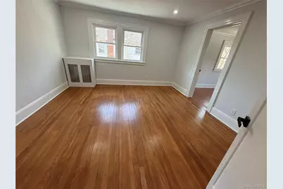 120 Lena Avenue, Freeport, NY 11520 - Photo 15