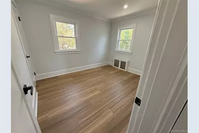 120 Lena Avenue, Freeport, NY 11520 - Photo 11