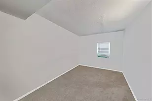 27 Trader Ln, Brentwood, NY 11717 - Photo 33