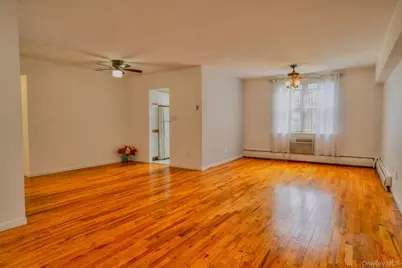 20 Daley Place #113, Lynbrook, NY 11563 - Photo 11