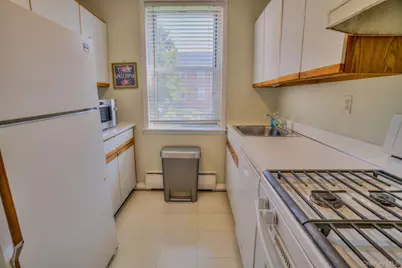 20 Daley Place #113, Lynbrook, NY 11563 - Photo 15
