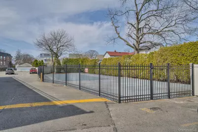 20 Daley Place #113, Lynbrook, NY 11563 - Photo 45